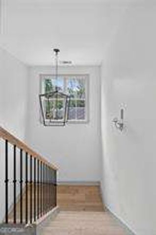 111 Lakeview Drive, Carrollton, GA 30117