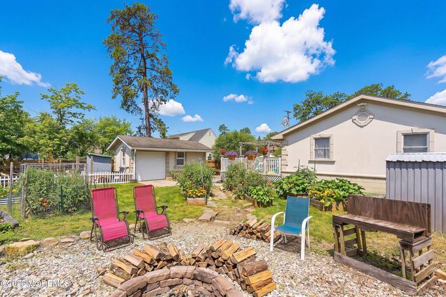 26 Cherokee Drive, Browns Mills, NJ 08015
