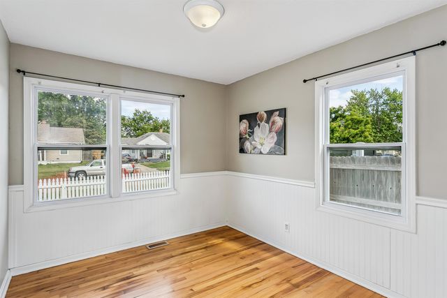 857 N Ridgewood, Wichita, KS 67208