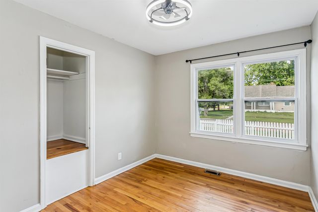 857 N Ridgewood, Wichita, KS 67208