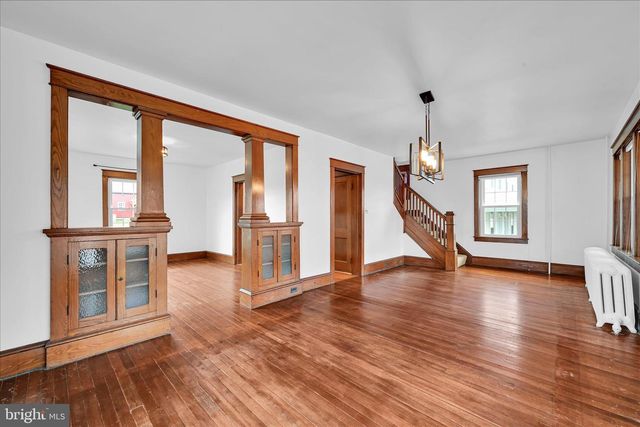 301 E MEADOW VALLEY RD, Lititz, PA 17543