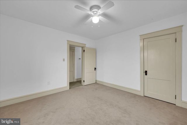 301 E MEADOW VALLEY RD, Lititz, PA 17543