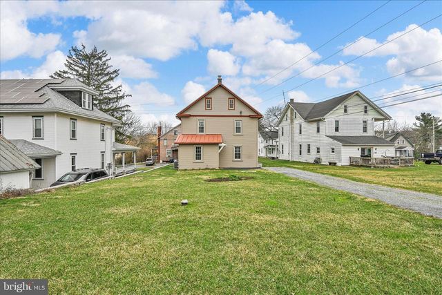 301 E MEADOW VALLEY RD, Lititz, PA 17543