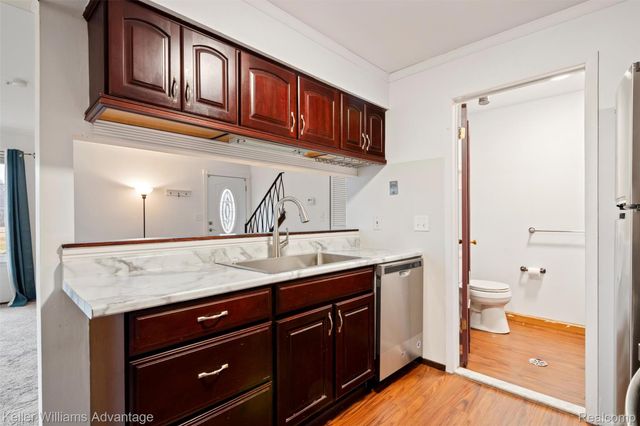 38088 Sherwood Street, Westland, MI 48185