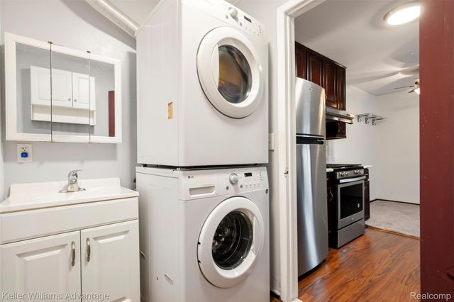 38088 Sherwood Street, Westland, MI 48185