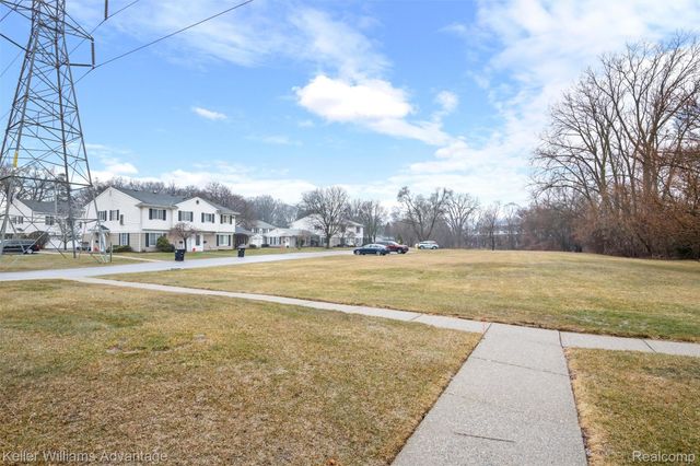 38088 Sherwood Street, Westland, MI 48185