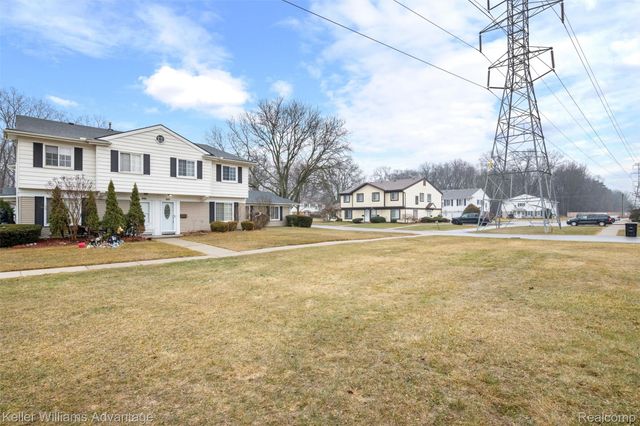 38088 Sherwood Street, Westland, MI 48185