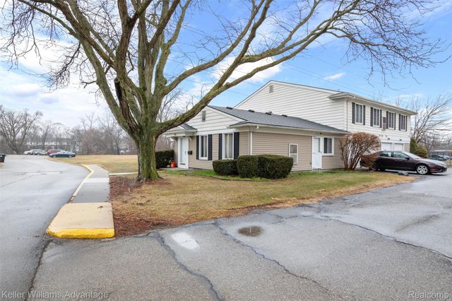 38088 Sherwood Street, Westland, MI 48185