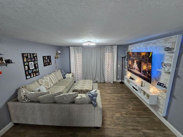 1624 S PINE RIDGE CIRCLE D2, Sanford, FL 32773