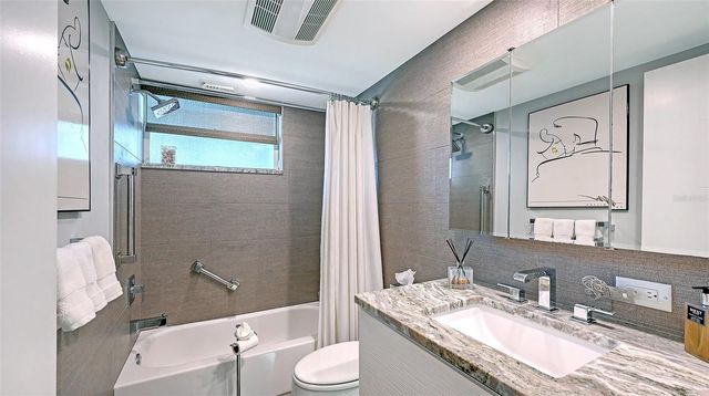 4340 FALMOUTH DRIVE 206, Longboat Key, FL 34228