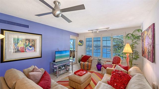 4340 FALMOUTH DRIVE 206, Longboat Key, FL 34228