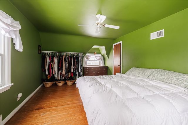 166 Thorncliffe Drive, Irondequoit, NY 14617