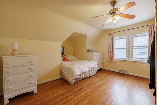 166 Thorncliffe Drive, Irondequoit, NY 14617