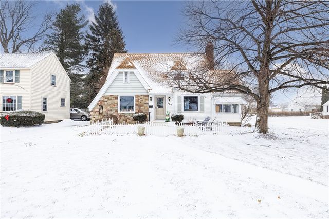 166 Thorncliffe Drive, Irondequoit, NY 14617