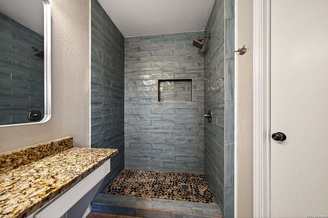 12127 Stoney Pond, San Antonio, TX 78247