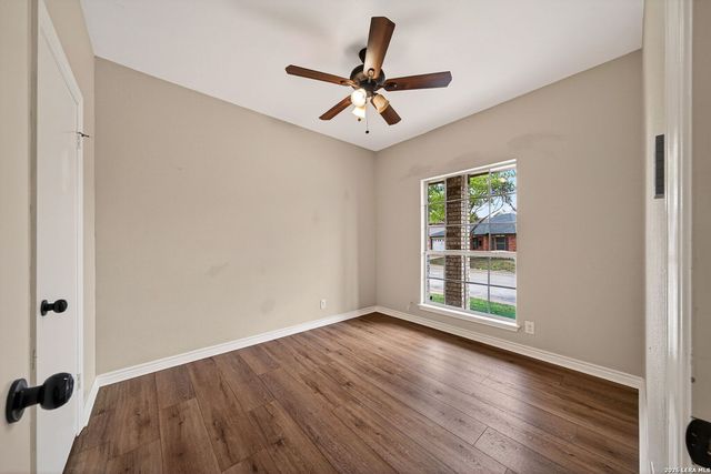 12127 Stoney Pond, San Antonio, TX 78247