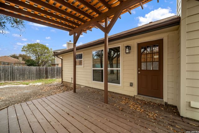 12127 Stoney Pond, San Antonio, TX 78247