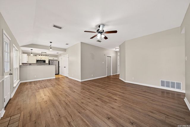 12127 Stoney Pond, San Antonio, TX 78247