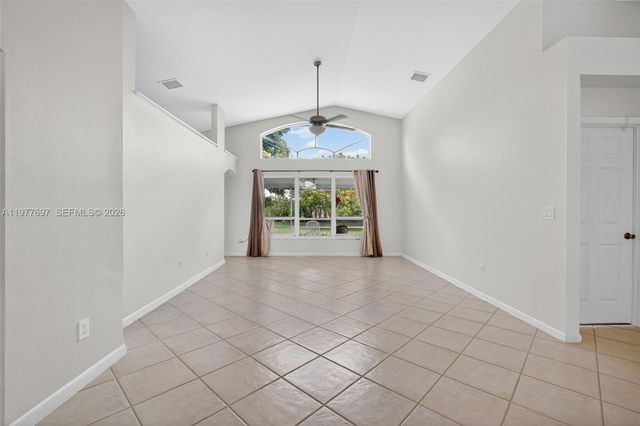 10624 Plainview Cir, Boca Raton, FL 33498