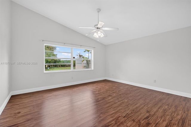 10624 Plainview Cir, Boca Raton, FL 33498