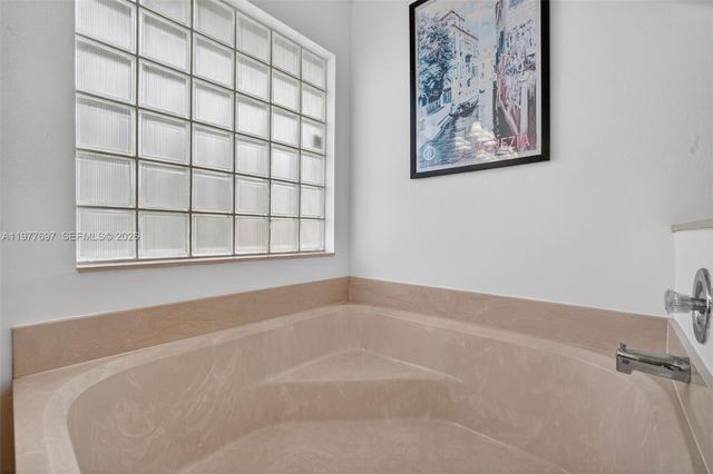 10624 Plainview Cir, Boca Raton, FL 33498