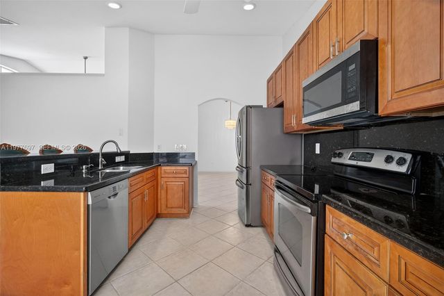 10624 Plainview Cir, Boca Raton, FL 33498