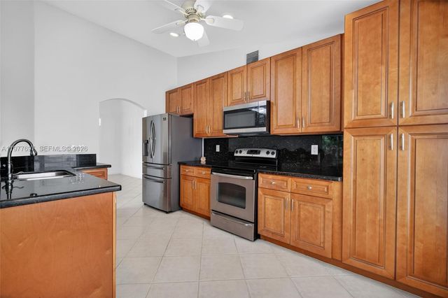 10624 Plainview Cir, Boca Raton, FL 33498