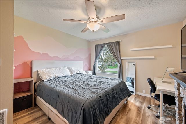 3102 Hemlock Street, Longview, WA 98632