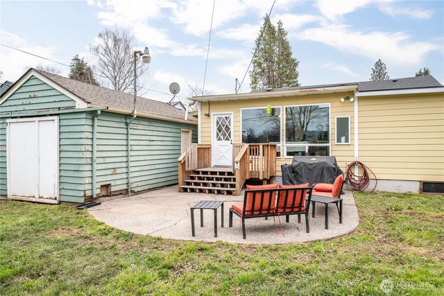 3102 Hemlock Street, Longview, WA 98632