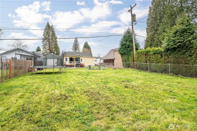 3102 Hemlock Street, Longview, WA 98632