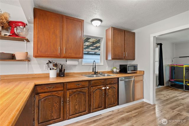 3102 Hemlock Street, Longview, WA 98632