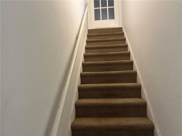 1725 Spindle Top SW Court, Lilburn, GA 30047