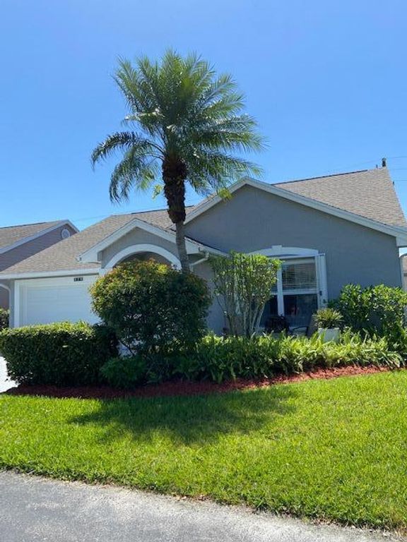 378 NW Sherry Lane, Port St Lucie, FL 34986