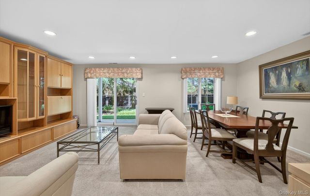 240-17 Oak Park Drive 73A, Douglaston, NY 11362
