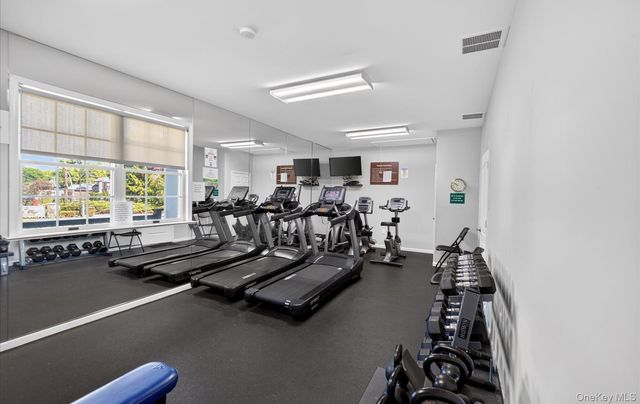 240-17 Oak Park Drive 73A, Douglaston, NY 11362