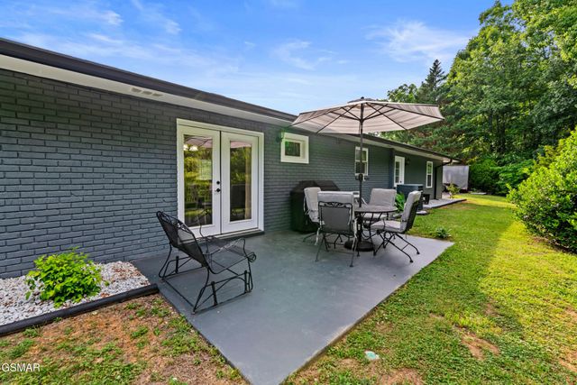 1103 Mayors Drive, Sevierville, TN 37862