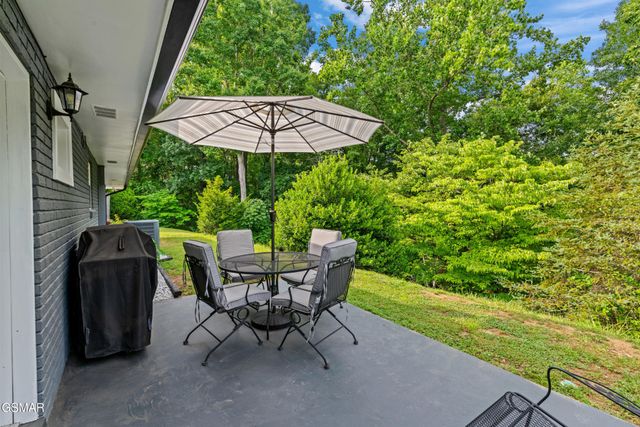 1103 Mayors Drive, Sevierville, TN 37862