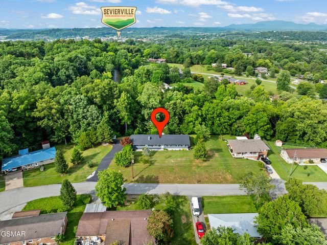 1103 Mayors Drive, Sevierville, TN 37862