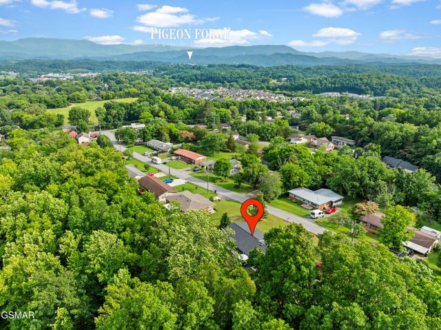 1103 Mayors Drive, Sevierville, TN 37862