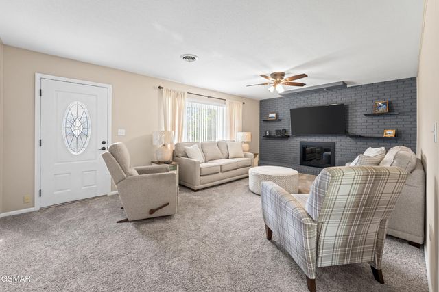 1103 Mayors Drive, Sevierville, TN 37862