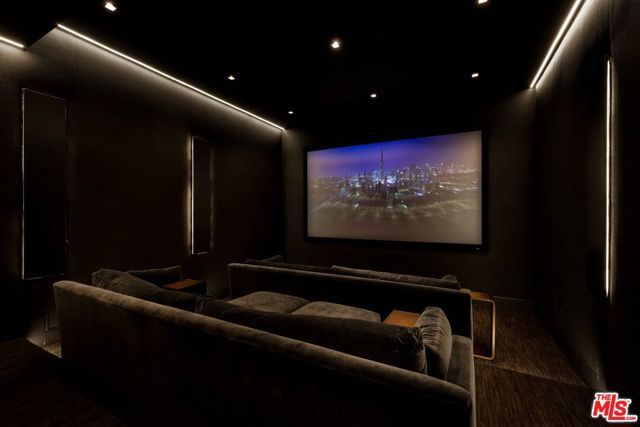 815 N Tigertail Road, Los Angeles, CA 90049