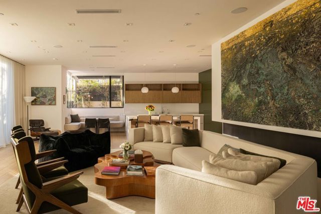 815 N Tigertail Road, Los Angeles, CA 90049