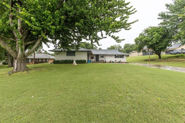 2000 N Anderson Road, Choctaw, OK 73020
