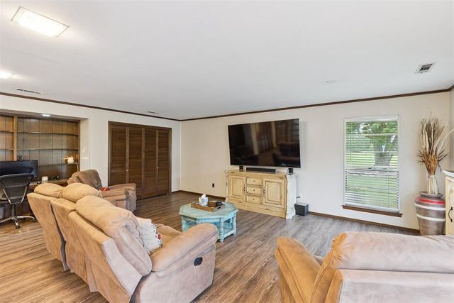 2000 N Anderson Road, Choctaw, OK 73020