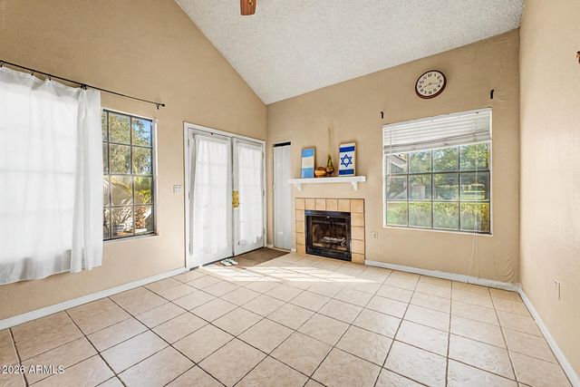 602 N MAY Street 115, Mesa, AZ 85201