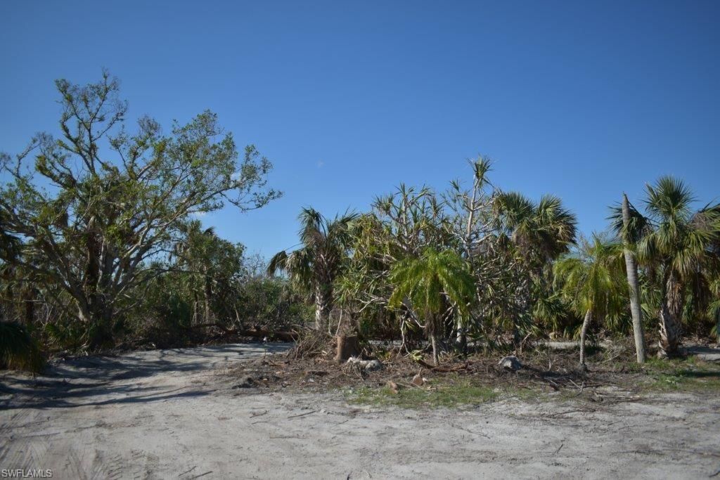355 Cowry CT N, SANIBEL, FL 33957 — exterior
