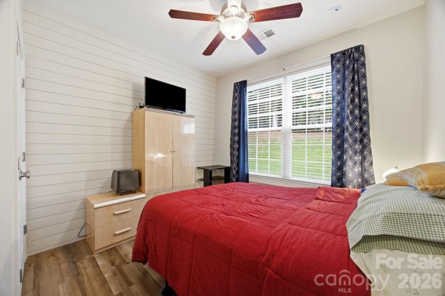 16106 Cloverleaf Court, Charlotte, NC 28277