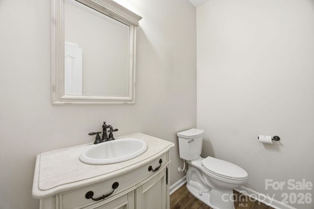 16106 Cloverleaf Court, Charlotte, NC 28277