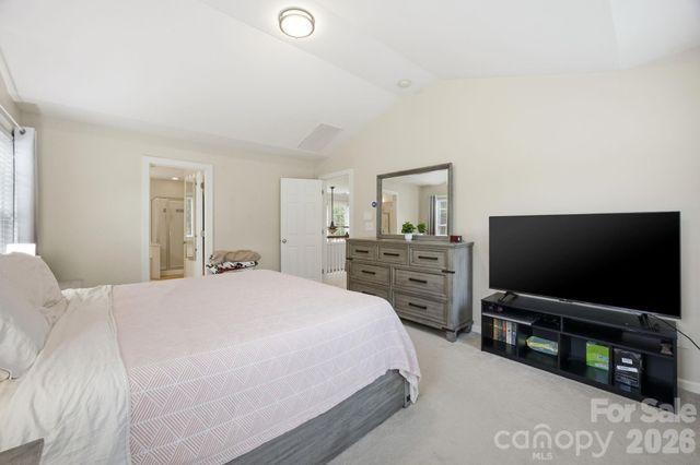 16106 Cloverleaf Court, Charlotte, NC 28277