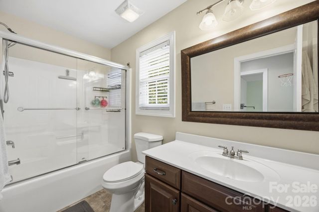16106 Cloverleaf Court, Charlotte, NC 28277